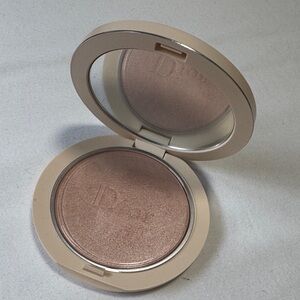 Dior Luminous Powder Highlighter - Soft Rose Gold